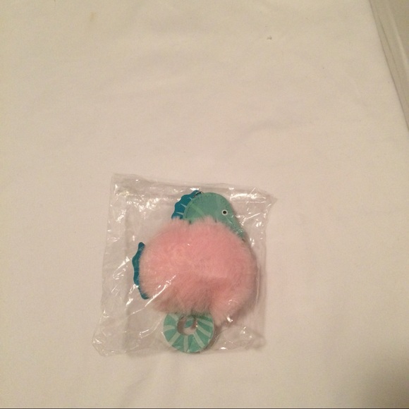 🏖Sea Horse Teal & Pink Pom Pom Key Chain🏖 - Picture 8 of 8